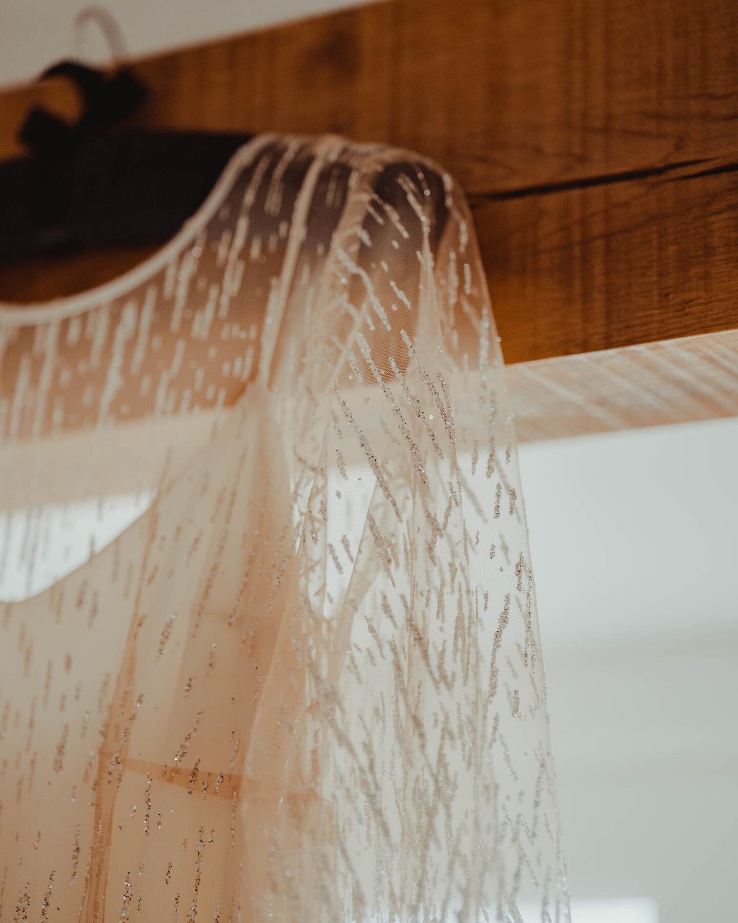 On my stories yesterday I talked about the sensitive topic of weight&hellip;(sadly, in my opinion, this is a topic which is wrongly, and intrinsically linked to the Bridal world, urgh&hellip;!) 🤬
I can&rsquo;t tell you how often I hear people worryi